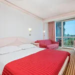 Zorna Plava Laguna 3*