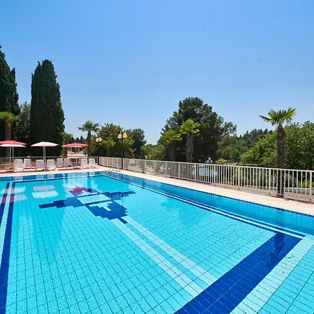 Zorna Plava Laguna Otel 3*