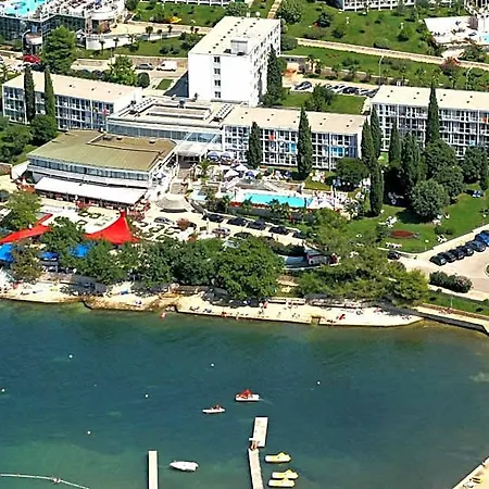 Szálloda Zorna Plava Laguna 3*