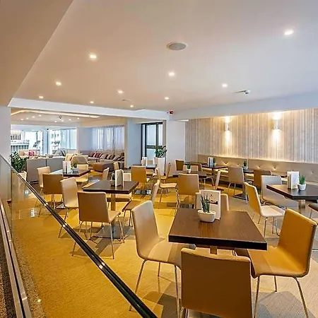 Zorna Plava Laguna Szálloda 3*