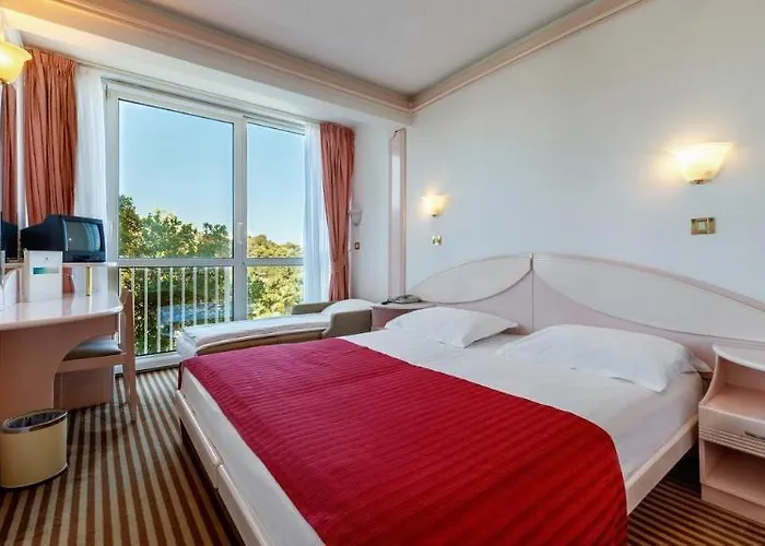 Zorna Plava Laguna 호텔 3*