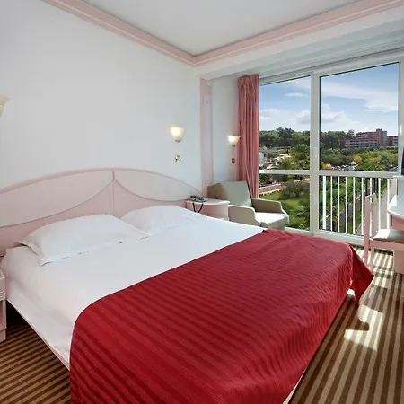 Zorna Plava Laguna فندق 3*